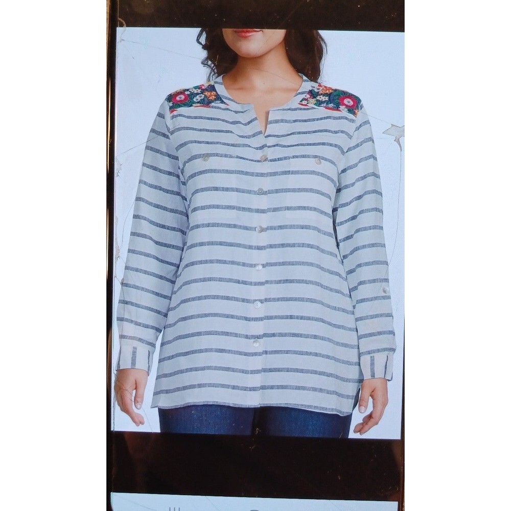 JOHN-‎ MARK Women's small button up shirt